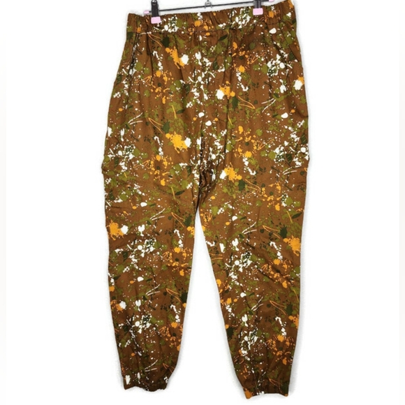 I Saw It First Paint Splatter Pants in Green Acid Print Size 10 - Picture 2 of 8